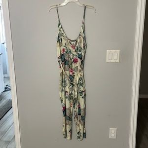 Jumpsuit never worn